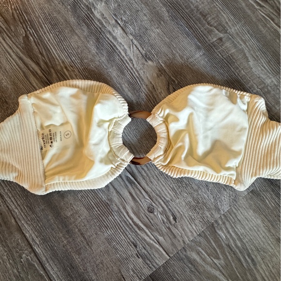 Montce Tori Bandeau Bikini Swim Top - Picture 5 of 10